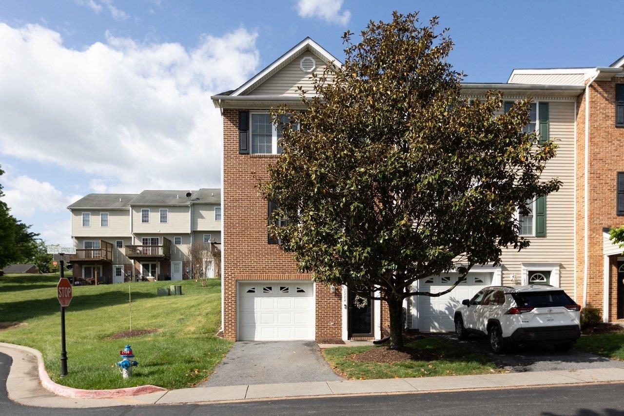 2984 Crystal Spring Lane Harrisonburg, VA 22801 - Photo 34 of 43