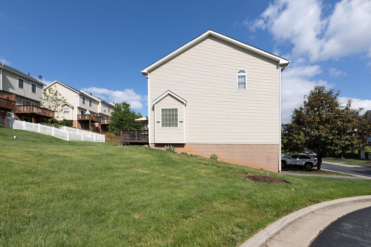 2984 Crystal Spring Lane Harrisonburg, VA 22801 - Photo 36 of 43