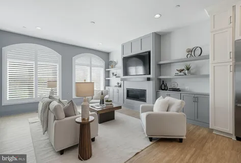 $1,995,000 | 8215 River Road, Bethesda, MD 20817