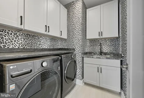 $1,995,000 | 8215 River Road, Bethesda, MD 20817