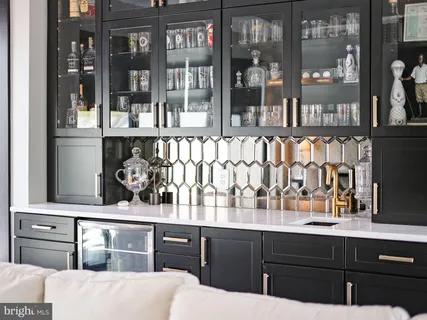 $1,995,000 | 8215 River Road, Bethesda, MD 20817