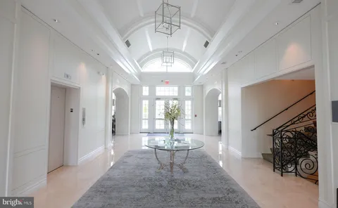 $1,995,000 | 8215 River Road, Bethesda, MD 20817