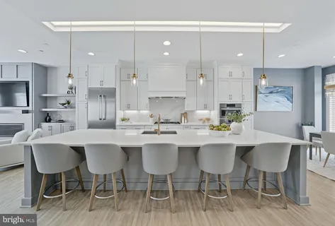 $1,995,000 | 8215 River Road, Bethesda, MD 20817