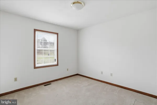 $225,000 | 316 East Ridge Loop Road, Romney, WV 26757
