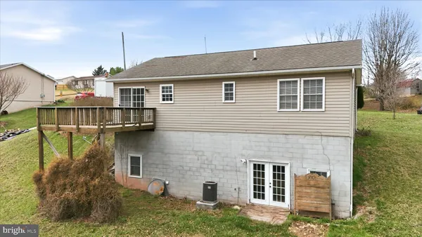$225,000 | 316 East Ridge Loop Road, Romney, WV 26757