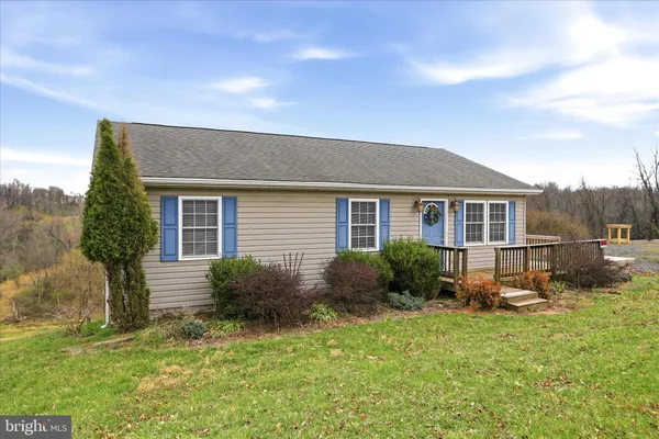 $225,000 | 316 East Ridge Loop Road, Romney, WV 26757