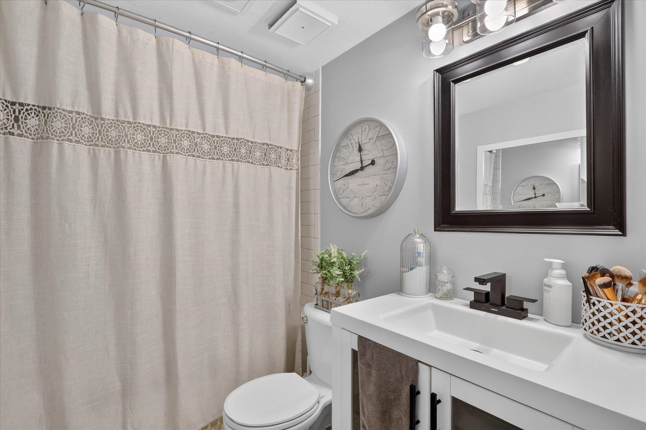 10721 Grover Oaks Road Roscoe, IL 61073 - Photo 39 of 61 Gallery Image 39