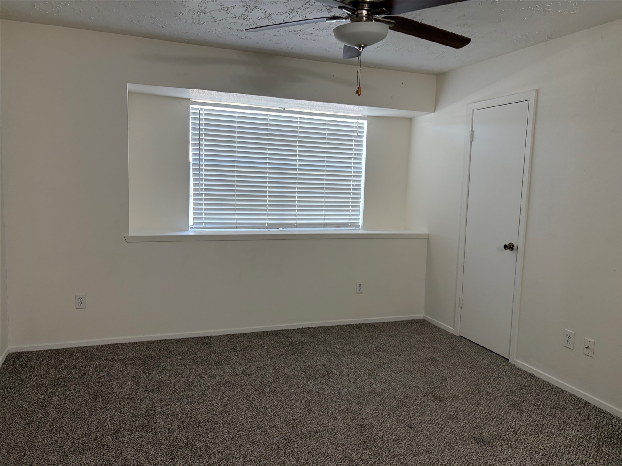 3827 Old Post Road Houston, TX 77082 - Photo 8 of 12 Gallery Image 8