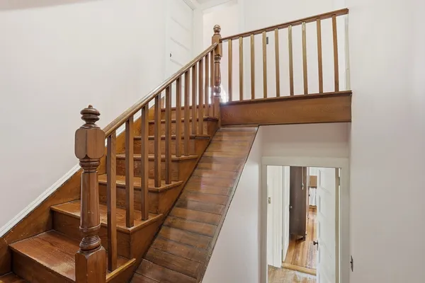 $1,350,000 | 242 Lexington Road, Concord, MA 01742