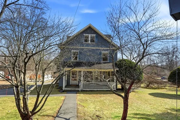 $1,350,000 | 242 Lexington Road, Concord, MA 01742