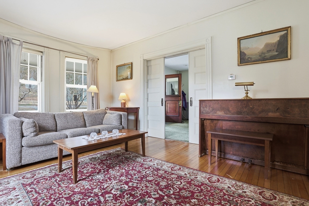 242 Lexington Road Concord, MA 01742 - Photo 5 of 42