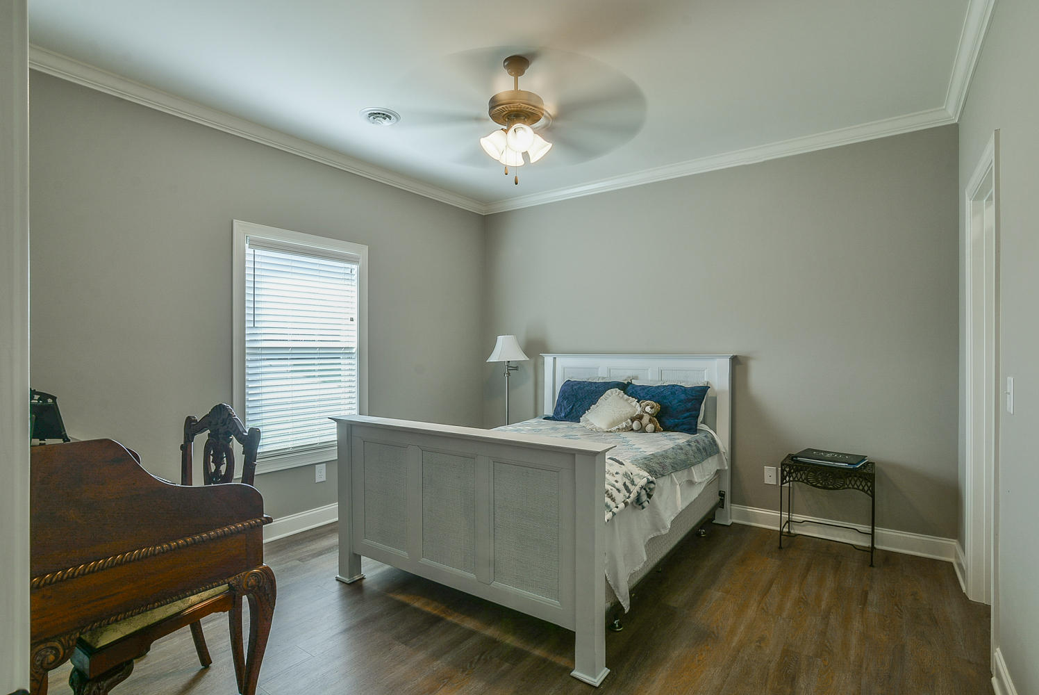 203 Ripple Falls Gray, TN 37615 - Photo 24 of 32 203 Ripple bedroom 2-1