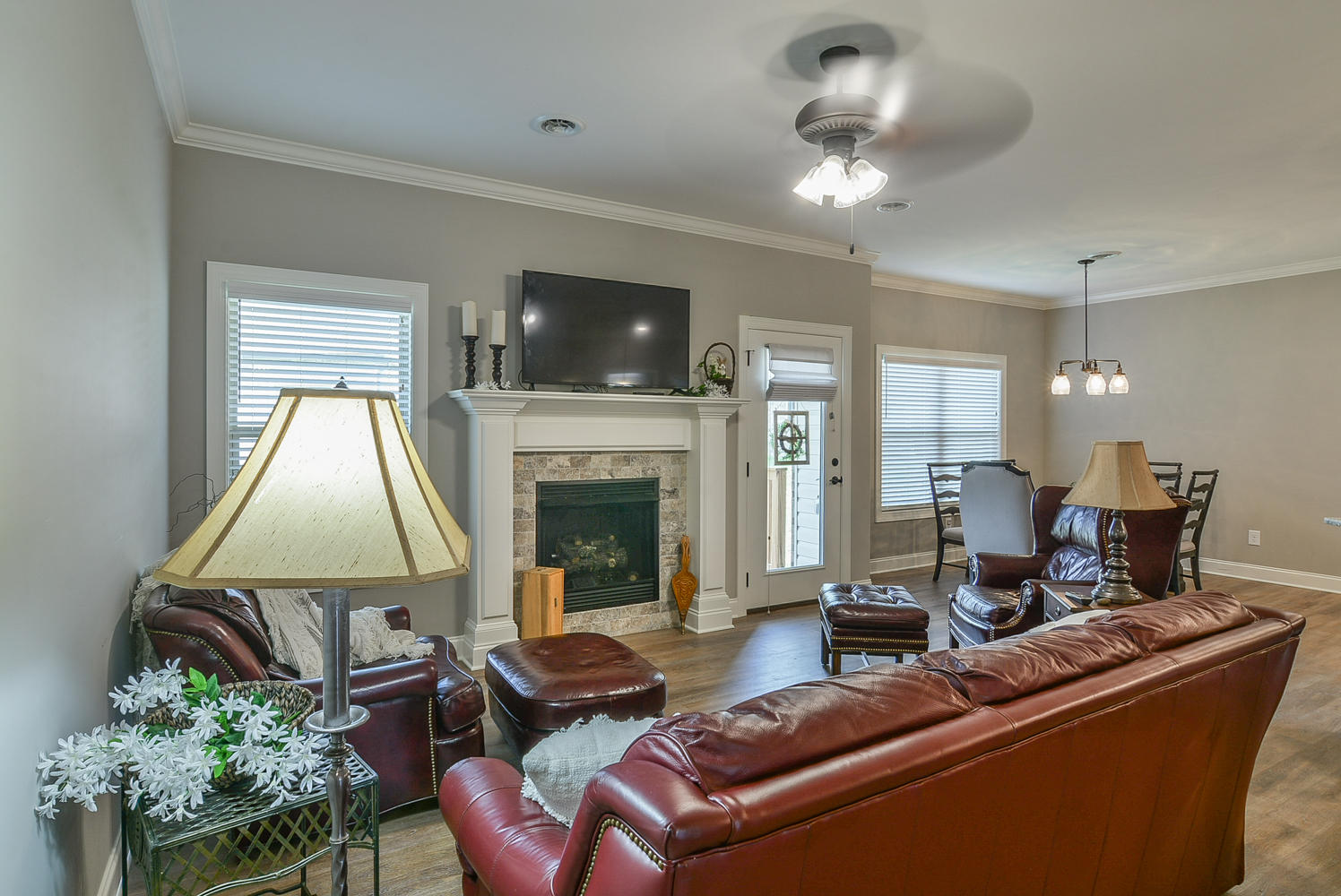 203 Ripple Falls Gray, TN 37615 - Photo 6 of 32 203 Ripple living room 1