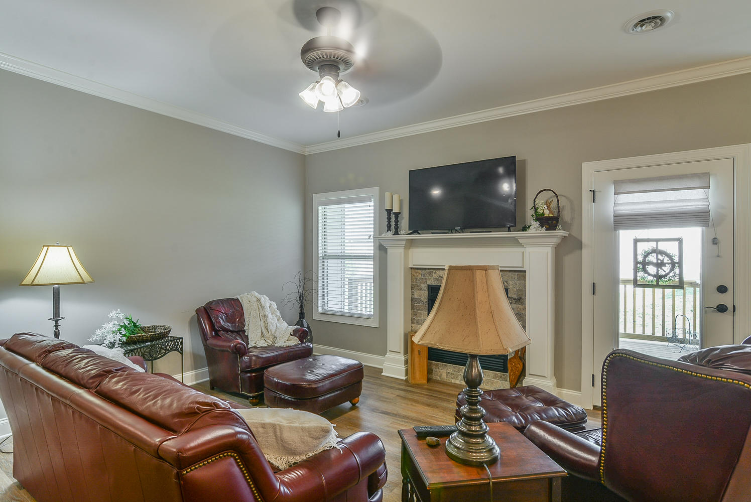 203 Ripple Falls Gray, TN 37615 - Photo 7 of 32 203 Ripple living room 2