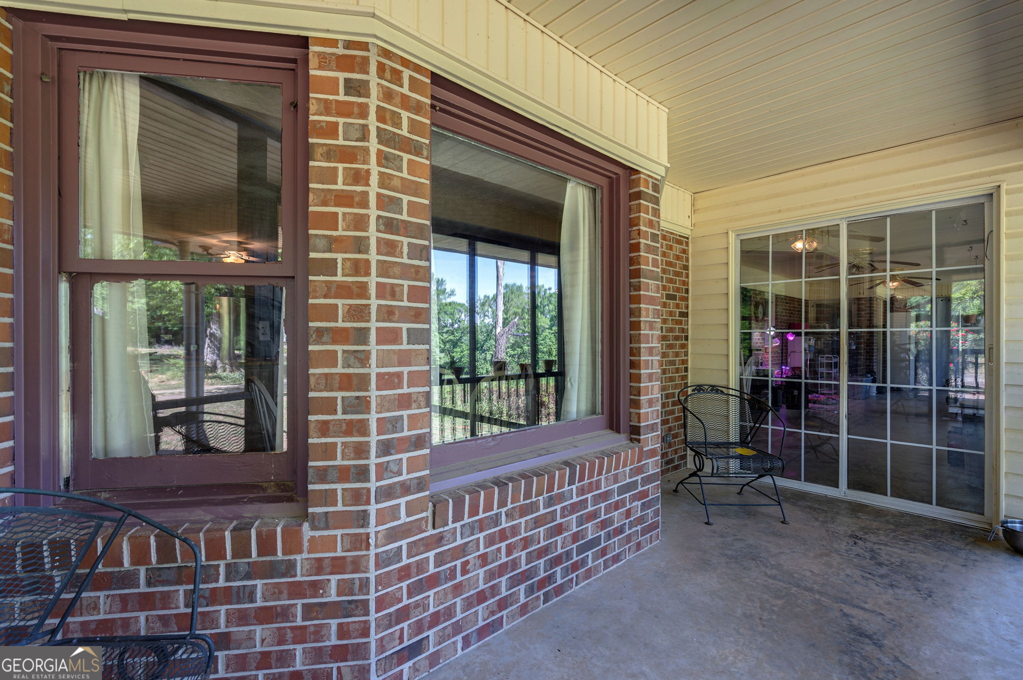 1281 Apalachee River Road Madison, GA 30650 - Photo 8 of 101