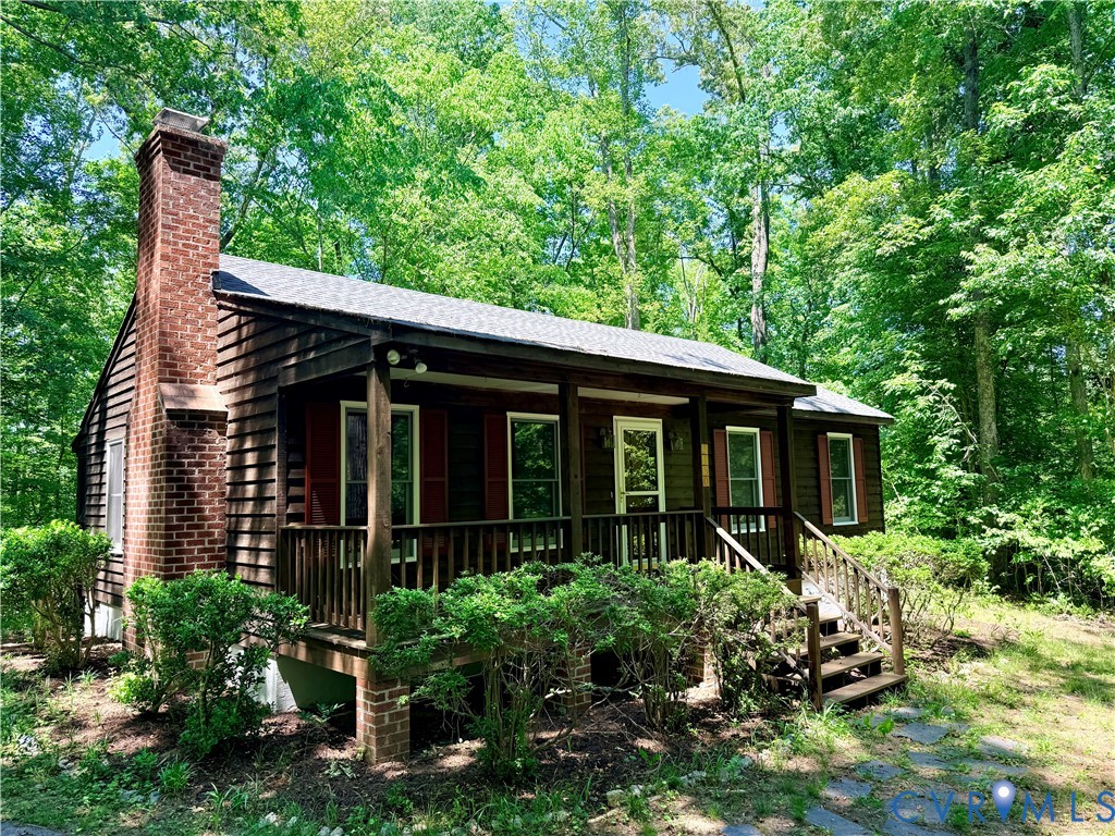 2590 Davis Mill Road Goochland, VA 23063 - Photo 1 of 33 front view of a house with a yard