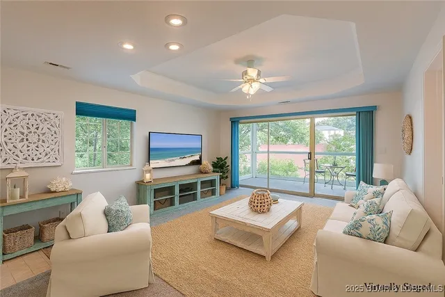 $250,000 | 188 Charleston Drive, Unit 2A, Four Seasons, MO 65049