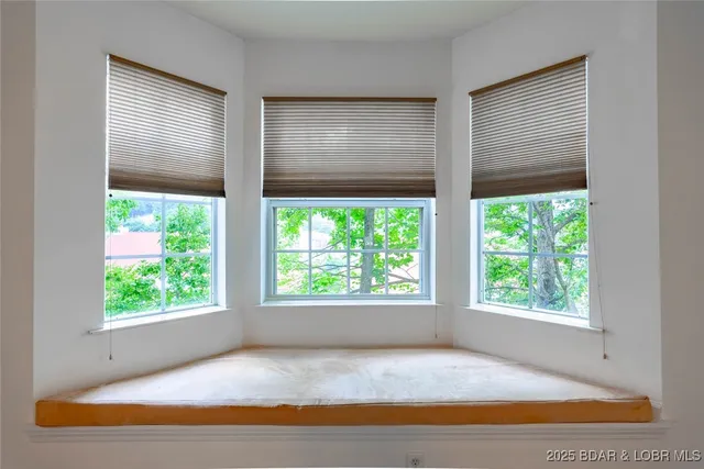 $250,000 | 188 Charleston Drive, Unit 2A, Four Seasons, MO 65049