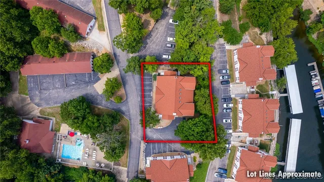 $250,000 | 188 Charleston Drive, Unit 2A, Four Seasons, MO 65049