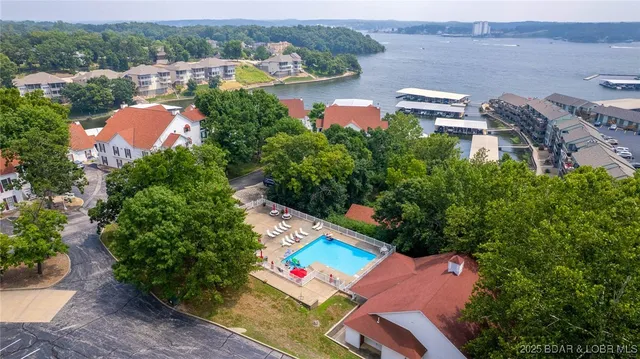 $250,000 | 188 Charleston Drive, Unit 2A, Four Seasons, MO 65049