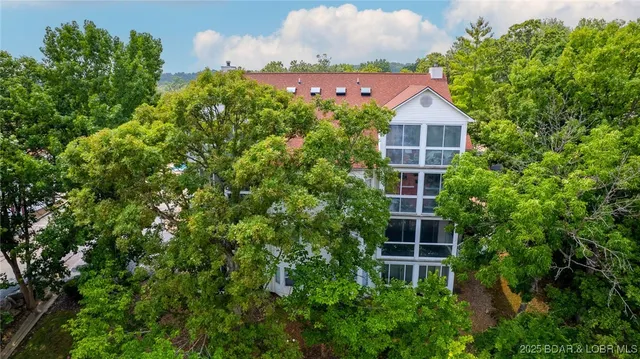 $250,000 | 188 Charleston Drive, Unit 2A, Four Seasons, MO 65049