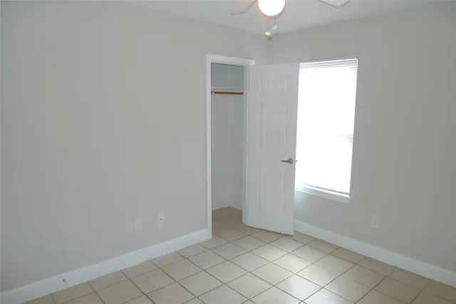 $1,650 | 19939 Great Elms Drive, Cypress, TX 77433