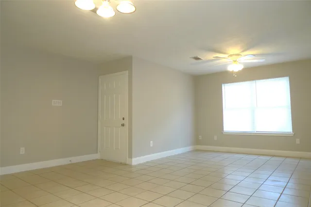 $1,650 | 19939 Great Elms Drive, Cypress, TX 77433