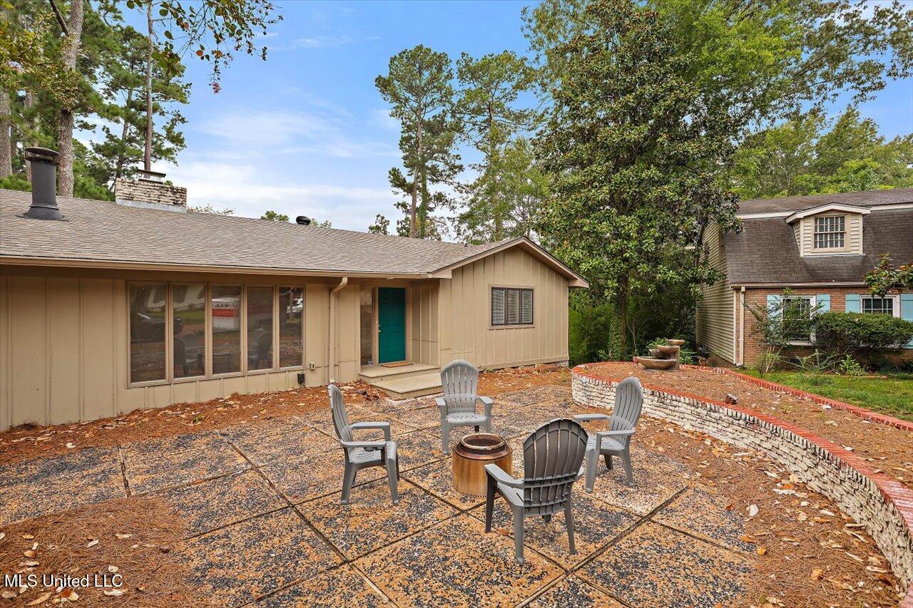 2009 Southwood Road Jackson, MS 39211 - Photo 3 of 54 05-2009 Southwood Rd