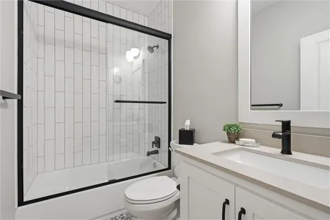 $655,000 | 10745 North Bell Street, Kansas City, MO 64155