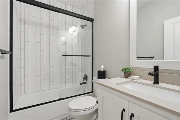 $655,000 | 10745 North Bell Street, Kansas City, MO 64155