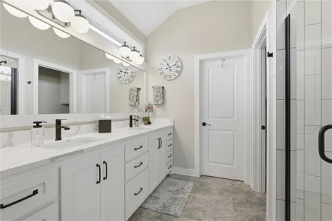 $655,000 | 10745 North Bell Street, Kansas City, MO 64155