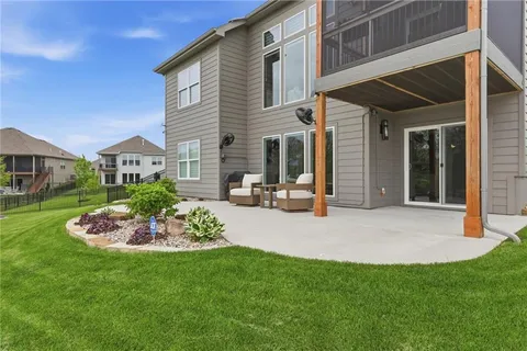 $655,000 | 10745 North Bell Street, Kansas City, MO 64155