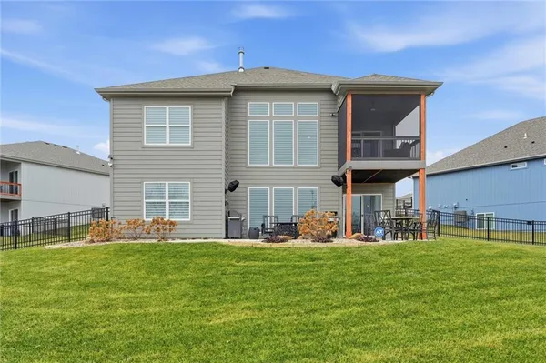 $655,000 | 10745 North Bell Street, Kansas City, MO 64155