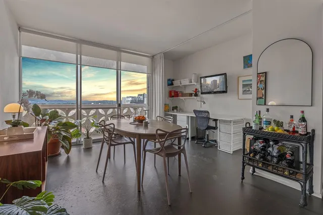 $2,595 | 1801 Lavaca Street, Unit 12K, Austin, TX 78701