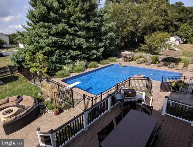 $633,000 | 204 Pebblecreek Place, Bear, DE 19701