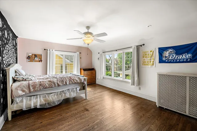 $729,000 | 219 East St Charles Road, Elmhurst, IL 60126