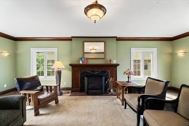 $729,000 | 219 East St Charles Road, Elmhurst, IL 60126