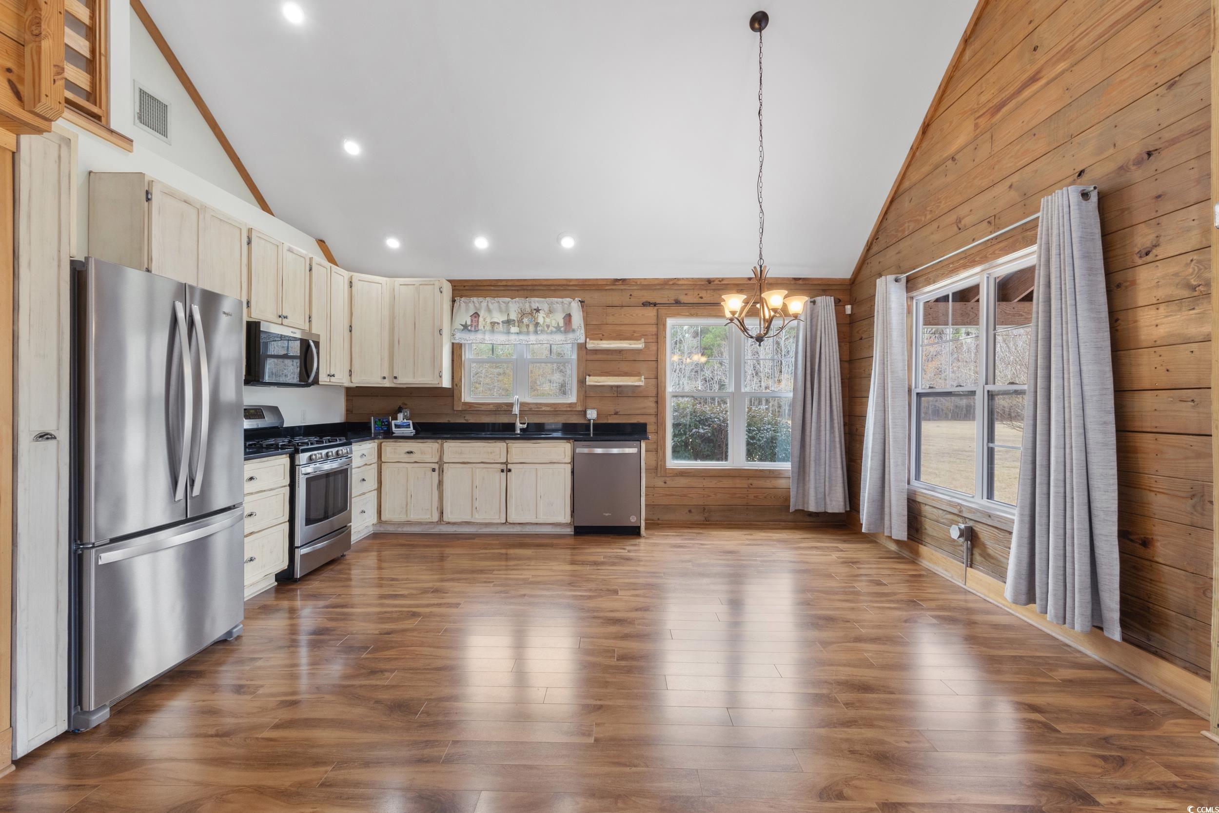 33332 County Line Road Hemingway, SC 29554 - Photo 12 of 40