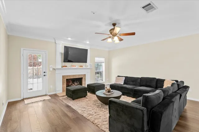 $3,200 | 10116 Pinehurst Drive, Austin, TX 78747