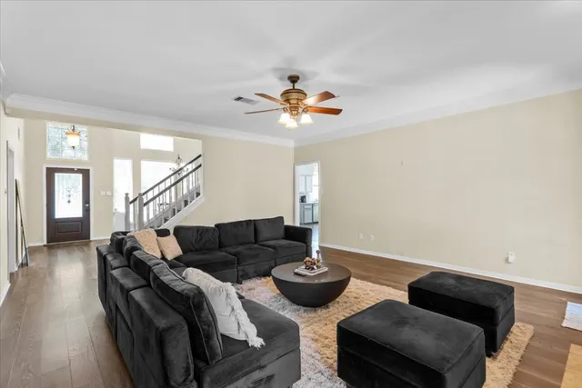 $3,200 | 10116 Pinehurst Drive, Austin, TX 78747