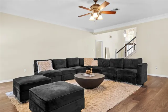 $3,200 | 10116 Pinehurst Drive, Austin, TX 78747