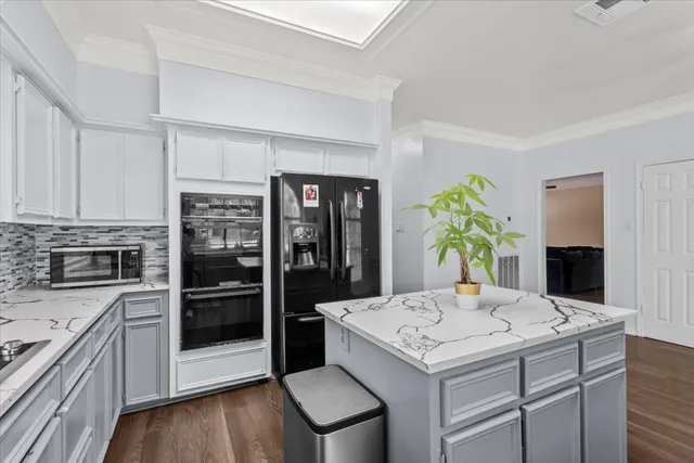 $3,200 | 10116 Pinehurst Drive, Austin, TX 78747