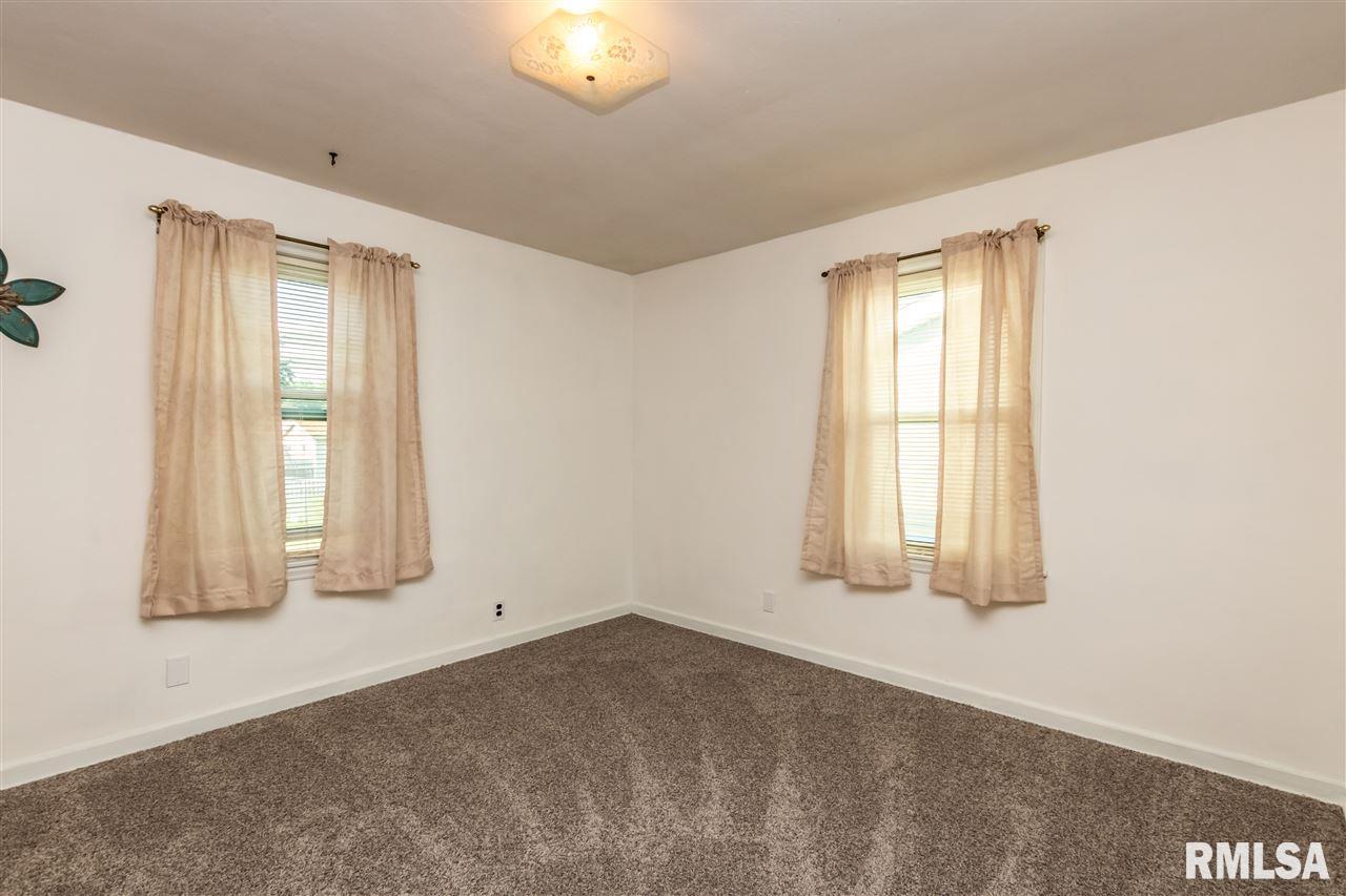 5024 West Pfeiffer Road Bartonville, IL 61607 - Photo 12 of 30 Gallery Image 12