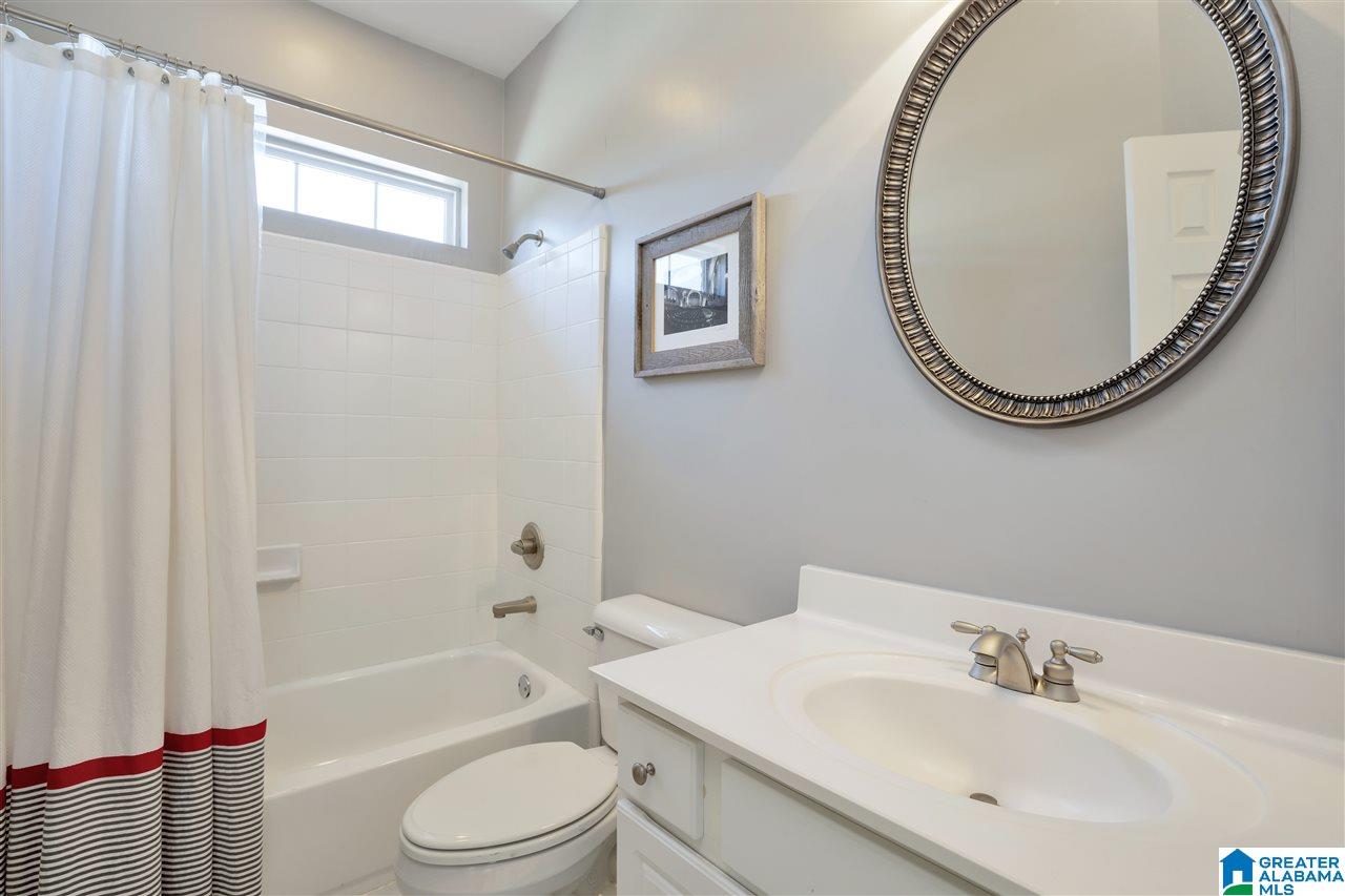 1115 Oak Grove Road Birmingham, AL 35209 - Photo 20 of 32