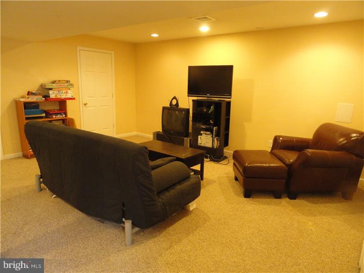 400 Milford Road Downingtown, PA 19335 - Photo 23 of 25 Basement - Finished