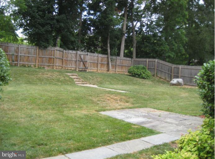 5316 Ventnor Road Bethesda, MD 20816 - Photo 7 of 28 Exterior (Rear)
