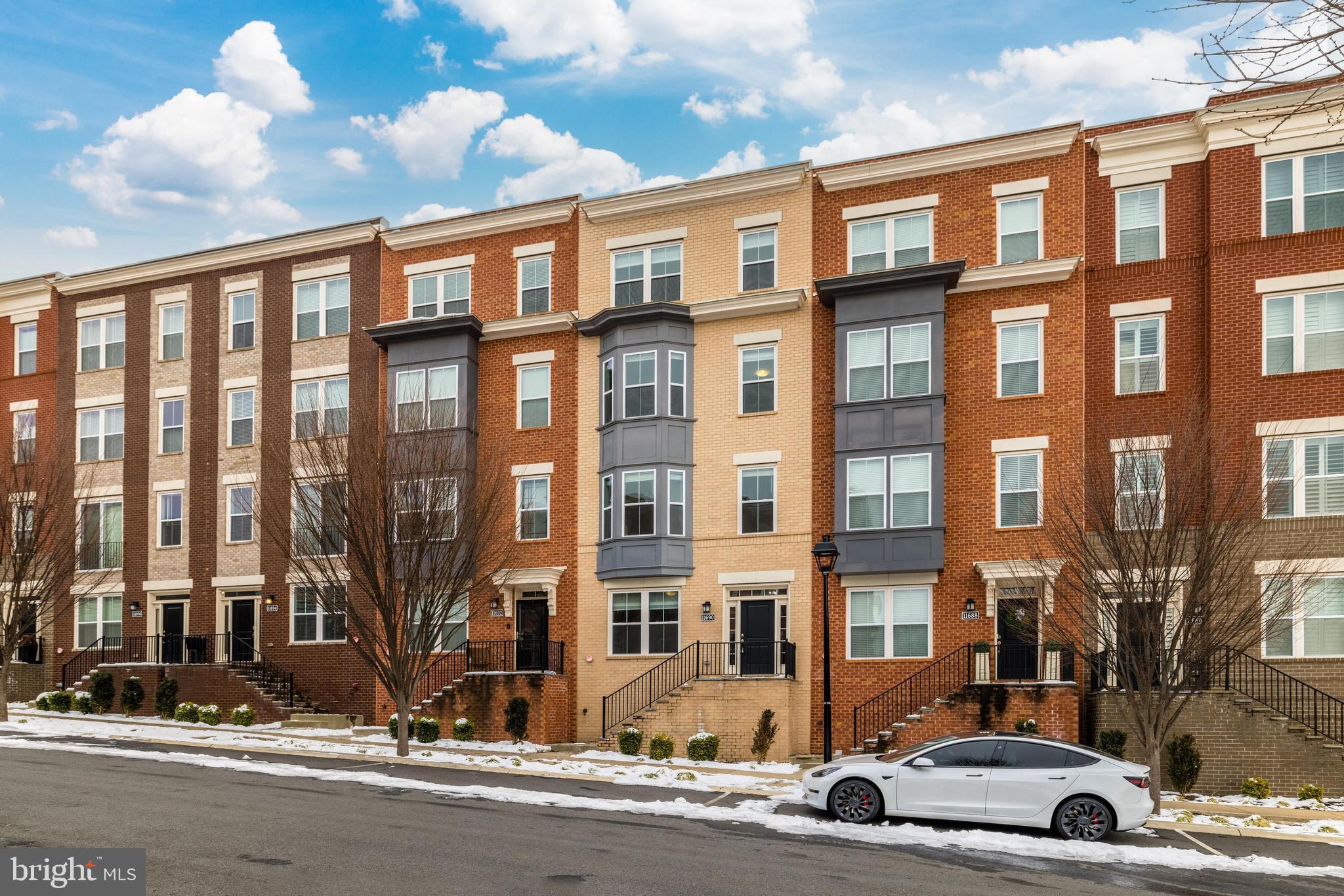 11690 Sunrise Square Place Reston, VA 20191 - Photo 3 of 75 Gallery Image 3