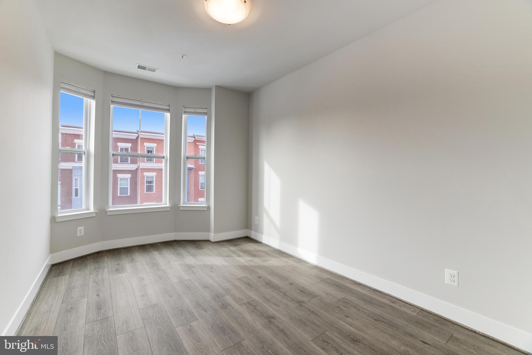 11690 Sunrise Square Place Reston, VA 20191 - Photo 40 of 75 Gallery Image 40