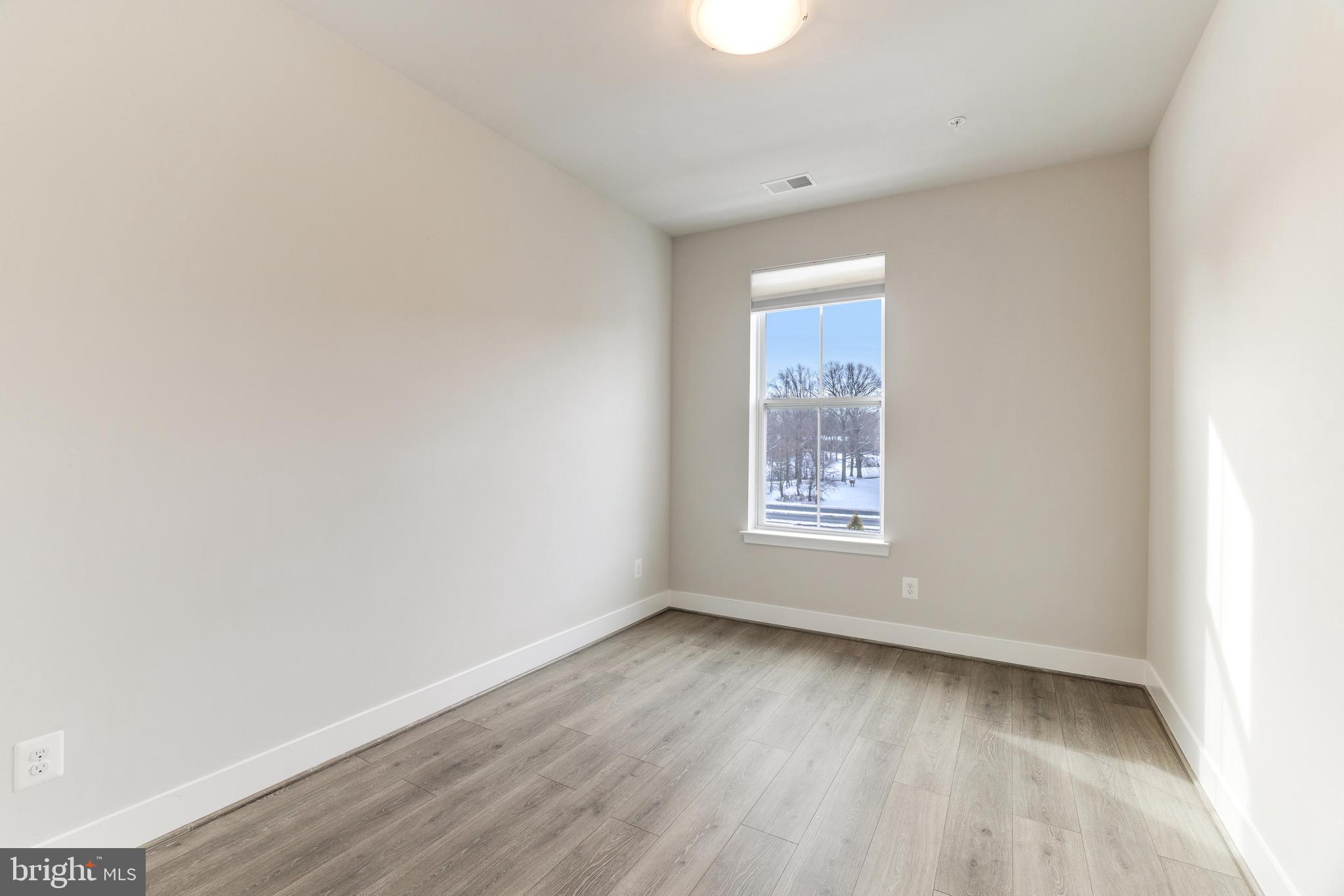 11690 Sunrise Square Place Reston, VA 20191 - Photo 42 of 75 Gallery Image 42