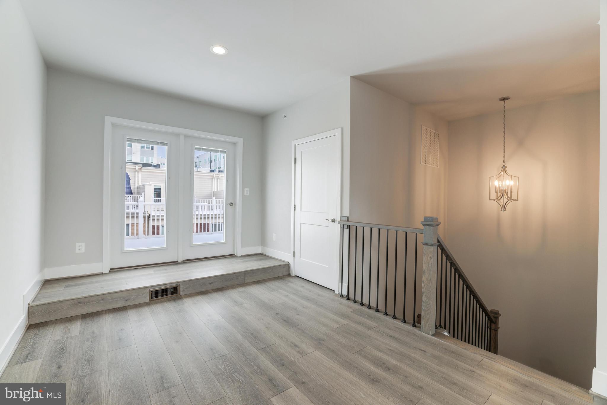 11690 Sunrise Square Place Reston, VA 20191 - Photo 57 of 75 Gallery Image 57